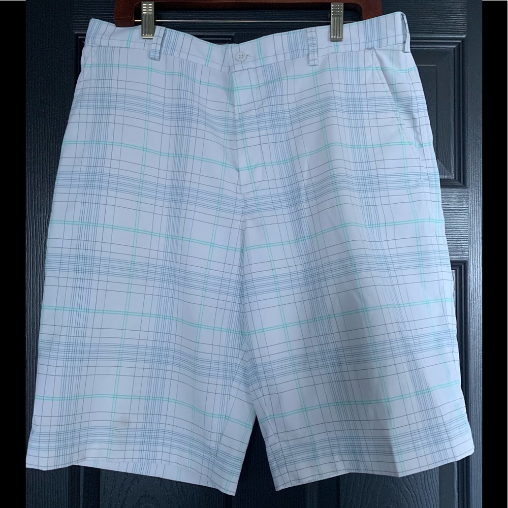 Men’s Nike Golf Shorts